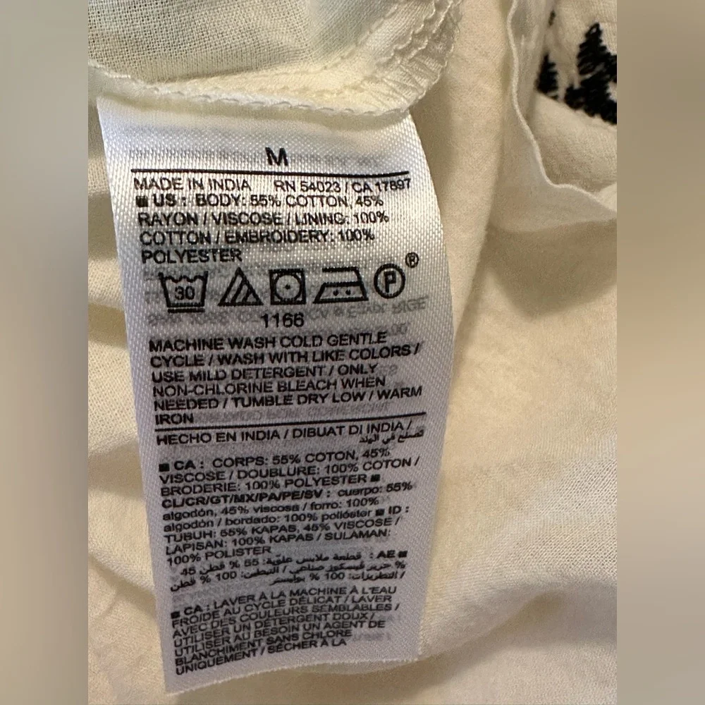 NWT Cream Embroidered Tiered Dress Size M Easter Spring Boho - Picture 3 of 9